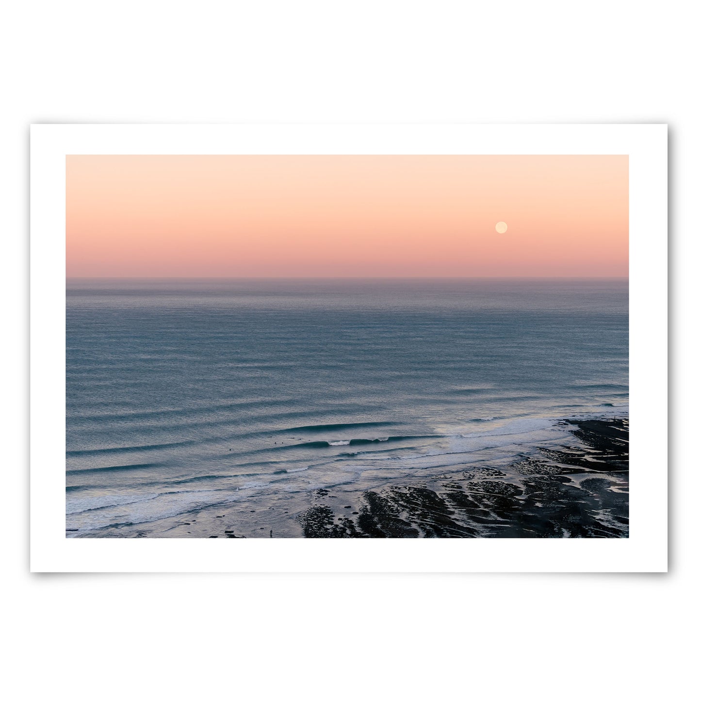 Ribeira D'Ilhas Moonset, Ericeira, Portugal